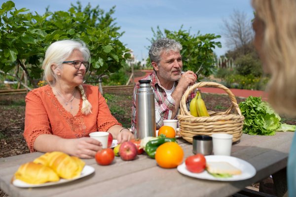 Ateliers de poterie : éveillez la créativité et améliorez la dextérité des seniors !